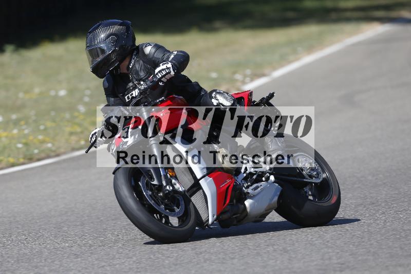 /36 08.08.2026  Pluess Motosport ADR/Freies Fahren/63